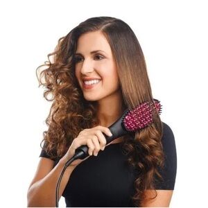 Simply Straight Ceramic Hair Straightening Brush, Black/Pink, 450 Degrees